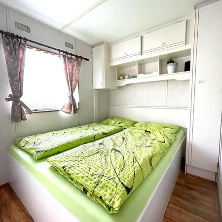 Mobilheim Na Louce Villa Vyrovice Exterior photo